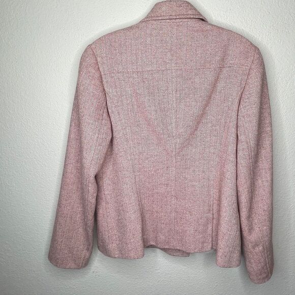 Tom Tompson Jacket - Picture 8 of 8